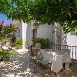 Kores Vila Nydri (Lefkada)