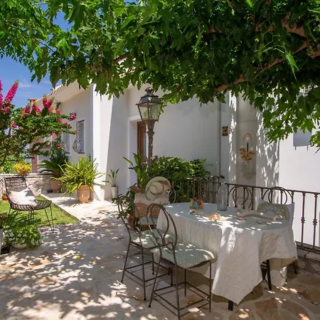 Kores Villa Nydri (Lefkada)