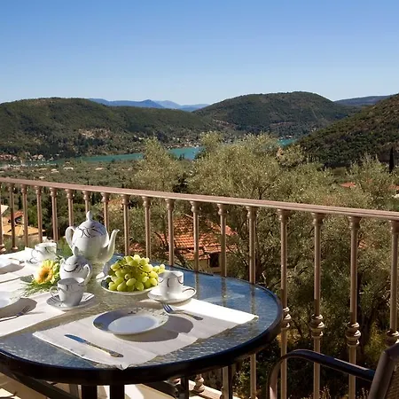 Kores Villa Nydri (Lefkada)